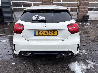 Mercedes A-klasse A (W176) Hatchback 2012 / 2018 - 1.6 A-160 16V Hatchback  Benzine 1.595cc 75kW (102pk) FWD 2015-07/2018-05 (176.041) M270910 picture 4