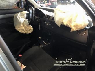 Suzuki Swift Swift (ZA/ZC/ZD1/2/3/9), Hatchback, 2005 / 2011 1.3 VVT 16V picture 5