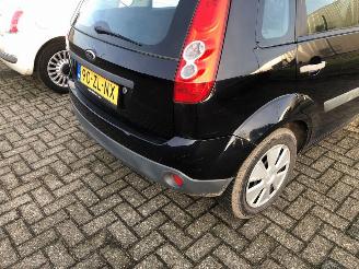 Ford Fiesta Fiesta 5 (JD/JH) Hatchback 2001 / 2009 - 1.3 Hatchback  Benzine 1.299cc 51kW (69pk) FWD 2001-11/2008-10 (JD; JH) A9JA picture 3