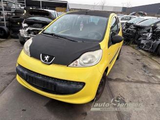 Auto da rottamare Peugeot 107 107, Hatchback, 2005 / 2014 1.0 12V 2005/12