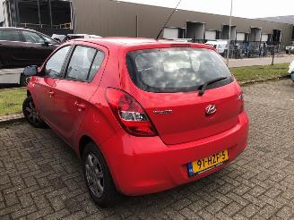 Hyundai I-20  picture 3