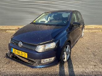 Coche accidentado Volkswagen Polo Polo V (6R) 1.2 Diesel Hatchback 2009 / 2017 - 1.2 TDI 12V BlueMotion Hatchback  Diesel 1,199cc 55kW (75pk) FWD 2009-10/2014-05  CFWA 2010/10