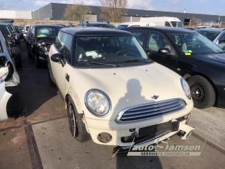 Vrakbiler auto Mini Mini Mini (R56), Hatchback, 2006 / 2013 1.6 16V Cooper 2007/4