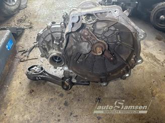 Volkswagen Up! Up! (121), Hatchback, 2011 1.0 12V 75 picture 22