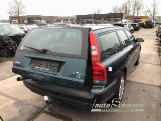 Volvo V-70 V70 (SW), Combi, 1999 / 2008 2.4 20V 140 picture 3