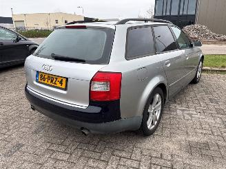 Audi A4 A4 Avant (B6) Combi 2001 / 2005 - 1.8 T 20V Combi/o  Benzine 1.781cc 110kW (150pk) FWD 2001-09/2002-07 (8E5) AVJ picture 4
