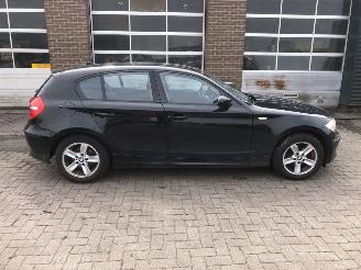 BMW 1-serie 1 serie (E87/87N) Hatchback 5-drs 2003 / 2012 - 116i 1.6 16V Hatchback 4Dr Benzine 1.597cc 90kW (122pk) RWD 2007-09/2011-06 (UE31; UE32) N43B16A picture 3