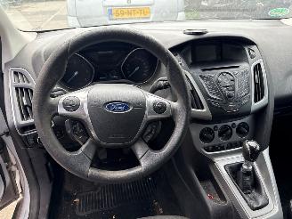 Ford Focus 1.6 TDCi - Focus 3 Wagon Combi 2010 / 2018 - 1.6 TDCi Combi/o  Diesel 1.560cc 85kW (116pk) FWD 2011-04/2018-05  T1DB picture 6