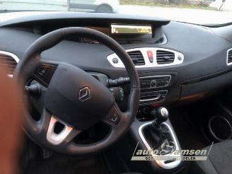 Renault Scenic Scenic III (JZ), MPV, 2009 / 2016 1.4 16V TCe 130 picture 7