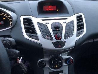 Ford Fiesta 1.6 TDCI - Fiesta 6 (JA8) Hatchback 2008 / 2017 - 1.6 TDCi 16V 95 Hatchback  Diesel 1,560cc 70kW (95pk) FWD 2010-02/2015-12  TZJB picture 7