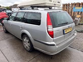Ford Mondeo Mondeo III Wagon Combi 2000 / 2007 - 1.8 16V Combi/o  Benzine 1.798cc 92kW (125pk) FWD 2000-10/2007-03  CHBA; CHBB picture 6