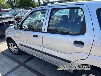 Suzuki Ignis New Ignis (MH), Hatchback 5-drs, 2003 / 2007 1.3 16V picture 16
