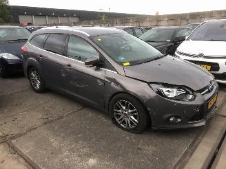 Damaged car Ford Focus  2012/5