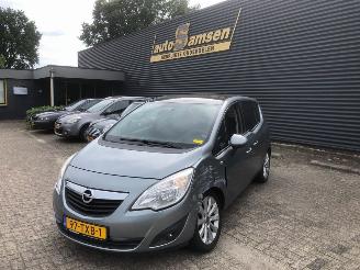 Schadeauto Opel Meriva  2012/4