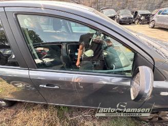 Nissan Note Note (E11), MPV, 2006 / 2013 1.4 16V picture 4