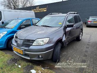 Mitsubishi Outlander Outlander (CU), SUV, 2001 / 2007 2.0 16V 4x2 picture 2