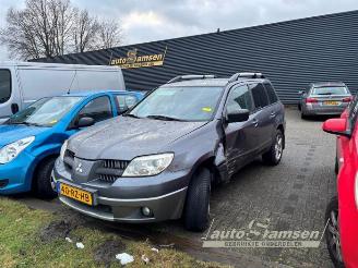 Mitsubishi Outlander Outlander (CU), SUV, 2001 / 2007 2.0 16V 4x2 picture 5