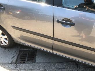 Volkswagen Golf  picture 4