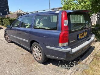 Volvo V-70 V70 (SW), Combi, 1999 / 2008 2.4 20V 140 picture 6