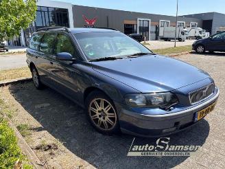 Volvo V-70 V70 (SW), Combi, 1999 / 2008 2.4 20V 140 picture 3
