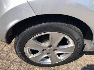 Renault Clio  picture 5
