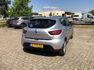 Renault Clio  picture 6