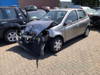 uszkodzony samochody osobowe Toyota Yaris Yaris (P1), Hatchback, 1999 / 2005 1.3 16V VVT-i 2005/7