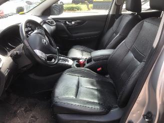 Nissan Qashqai Qashqai (J11) SUV 2016 - 1.2 DIG-T 16V SUV  Benzine 1.197cc 85kW (116pk) FWD 2013-11/2018-08 (J11D) HRA2DDT picture 10