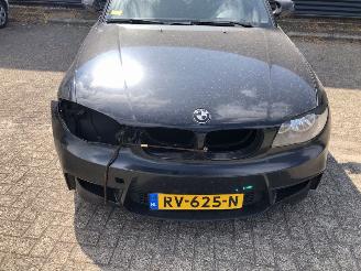 BMW 1-serie 116i 2.0 16V Hatchback 2Dr Benzine 1.995cc 90kW (122pk) RWD 2008-11/2011-12 (UK31; UK32) N43B20A picture 2