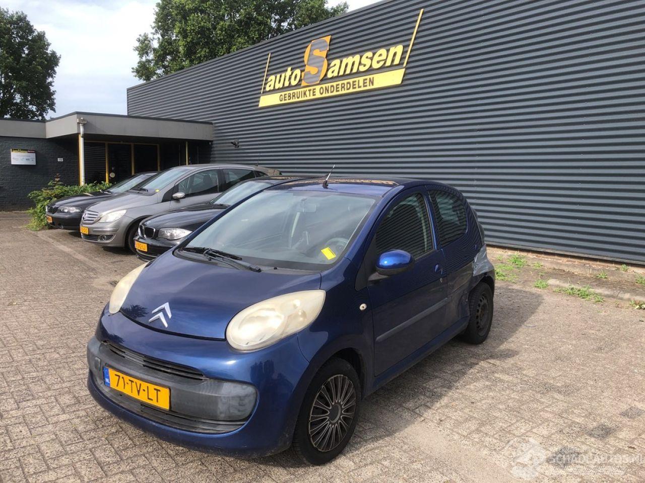 Citroën C1 C1 Hatchback 2005 / 2014 - 1.0 12V Hatchback  Benzine 998cc 50kW (68pk) FWD 2005-06/2014-09 (PMCFA; PMCFB; PNCFA; PNCFB) 1KRFE; CFB; 384F; CFA