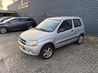 Suzuki Ignis With Airco - Ignis (FH) - Hatchback 2000 / 20051.3 16V Hatchback  Benzine 1.328cc 61kW (83pk) FWD 2001-06/2003-02 (FHV51; FHX51) M13A picture 3