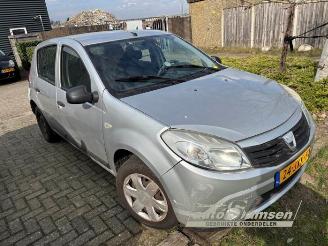 Dacia Sandero Sandero I (BS), Hatchback, 2008 / 2013 1.2 16V picture 3