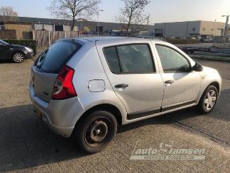 Dacia Sandero Sandero I (BS), Hatchback, 2008 / 2013 1.2 16V picture 16