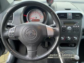 Opel Agila Agila (B), MPV, 2008 / 2014 1.0 12V picture 9
