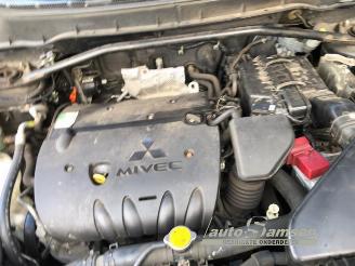 Mitsubishi Outlander Outlander (CW), SUV, 2006 / 2012 2.4 16V Mivec 4x4 picture 11