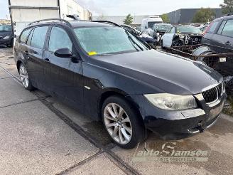 Unfallwagen BMW 3-serie 3 serie Touring (E91), Combi, 2004 / 2012 318i 16V 2008/11