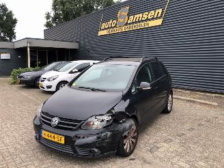 Coche accidentado Volkswagen Golf plus  2008/6