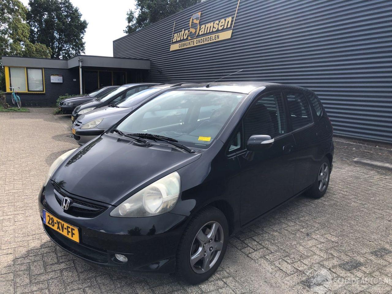 Honda Jazz Jazz (GD/GE2/GE3) Hatchback 2007 - 1.4 i-Dsi Hatchback  Benzine 1.339cc 61kW (83pk) FWD 2006-12/2008-10 (GE3) L13A6