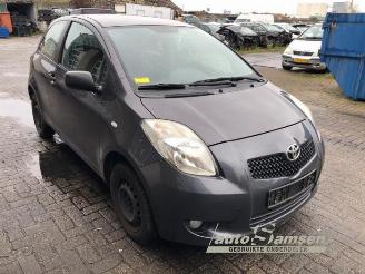 Auto da rottamare Toyota Yaris Yaris II (P9), Hatchback, 2005 / 2014 1.0 12V VVT-i 2008/10