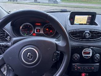Renault Clio  picture 8
