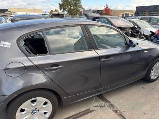 BMW 1-serie 1 serie (E87/87N), Hatchback 5-drs, 2003 / 2012 120i 16V picture 6