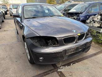 BMW 1-serie 1 serie (E87/87N), Hatchback 5-drs, 2003 / 2012 120i 16V picture 3