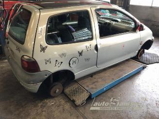 Coche siniestrado Renault Twingo Twingo (C06), Hatchback 3-drs, 1993 / 2007 1.2 16V 2001/8