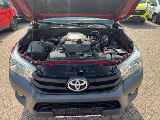 Toyota Hilux 2.4 D-4D 110KW EXTRA CAB 4P AIRCO KLIMA 4WD EURO6 picture 17