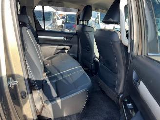 Toyota Hilux 2.8 D-4D 150KW AUTOM. DOUBLE CAB. KLIMA NAVI LEER 4WD picture 8