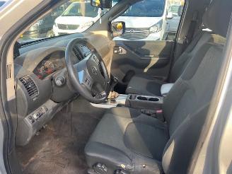 Nissan Navara 2.5 DCI 140kw DOUBLE CAB.  4WD 4X4 AIRCO KLIMA picture 7