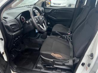 Isuzu D-Max 1.9d 120kw DOUBLE CAB. 4WD  4X4 AIRCO KLIMA EURO6 picture 12