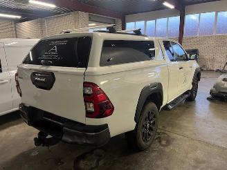 Toyota Hilux 2.8 D4-D 150KW EXTRA CAB. AUTOM. KLIMA 4WD picture 2