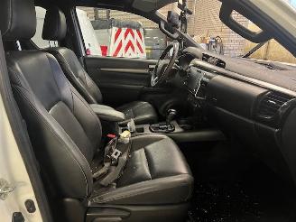 Toyota Hilux 2.8 D4-D 150KW EXTRA CAB. AUTOM. KLIMA 4WD picture 6