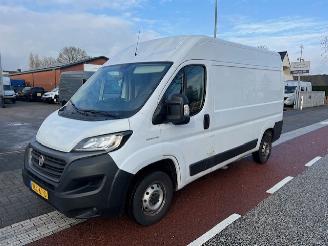 Vaurioauto  commercial vehicles Fiat Ducato 2.3 MJ 88KW L2H2 AIRCO KLIMA RADIO EURO6 2021/6